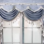 ผ้าม่านลายนูน รูปดอกไม้สีเทา ประดับพู่ หรูหราสไตล์ยุโรป กว้าง 250 ซม.สูง 125 ซม. สีฟ้าเทา